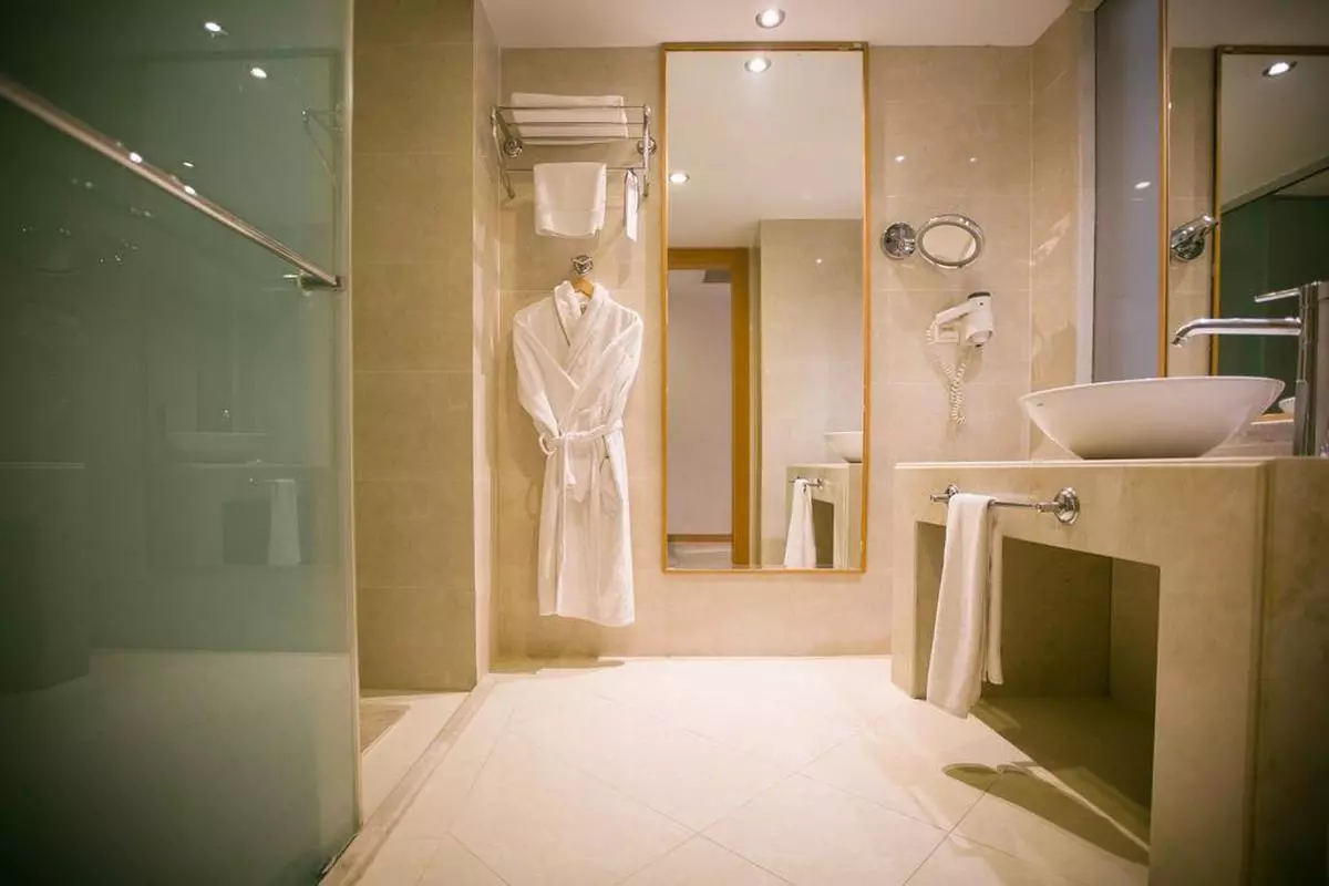 anemon denizli hotel batgroom (Copy).jpg
